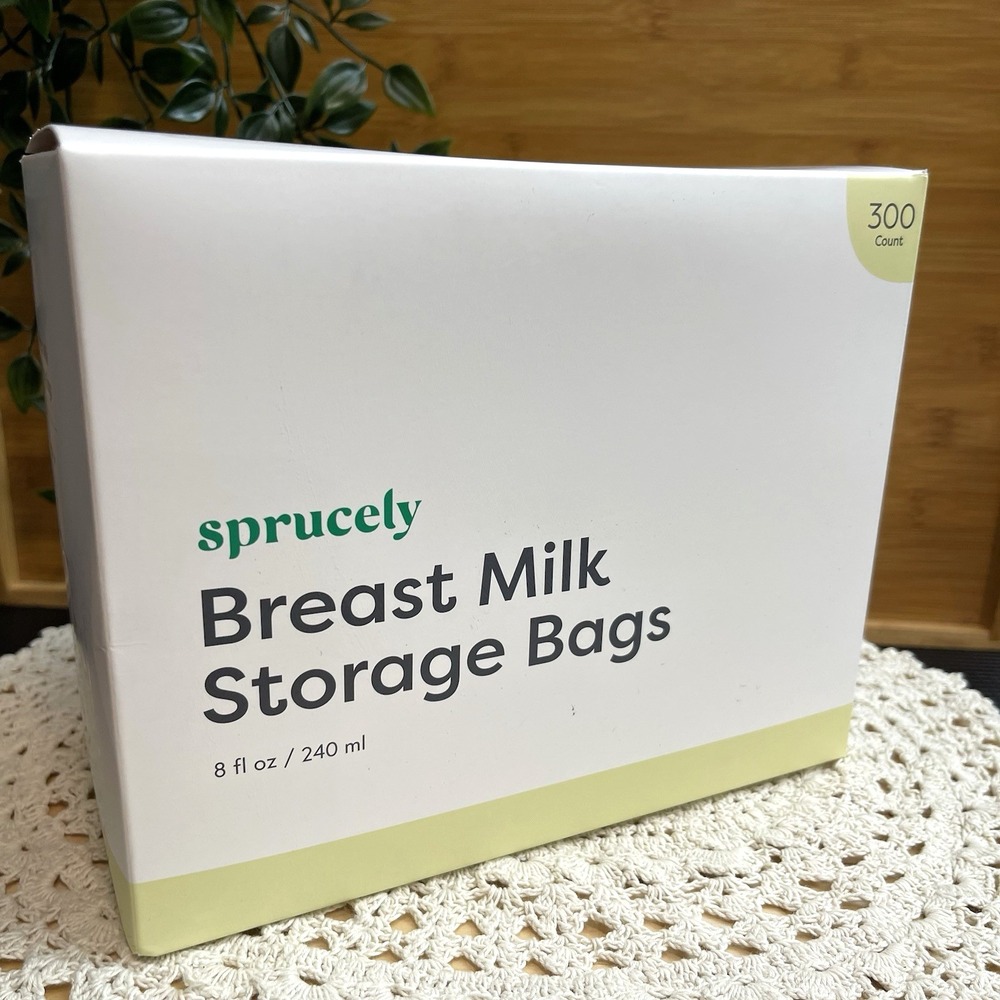 Sprucely Breast Milk Storage Bags 8 oz / 240ml 300 Count Brand New Sealed